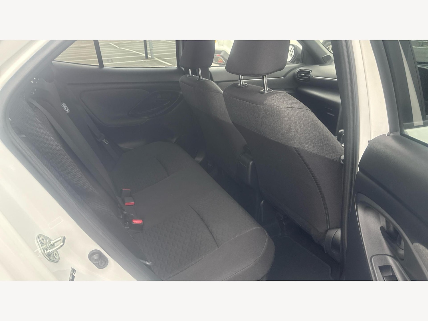 Used Toyota Yaris Cross 2022 for sale - 76399319: Photo 14