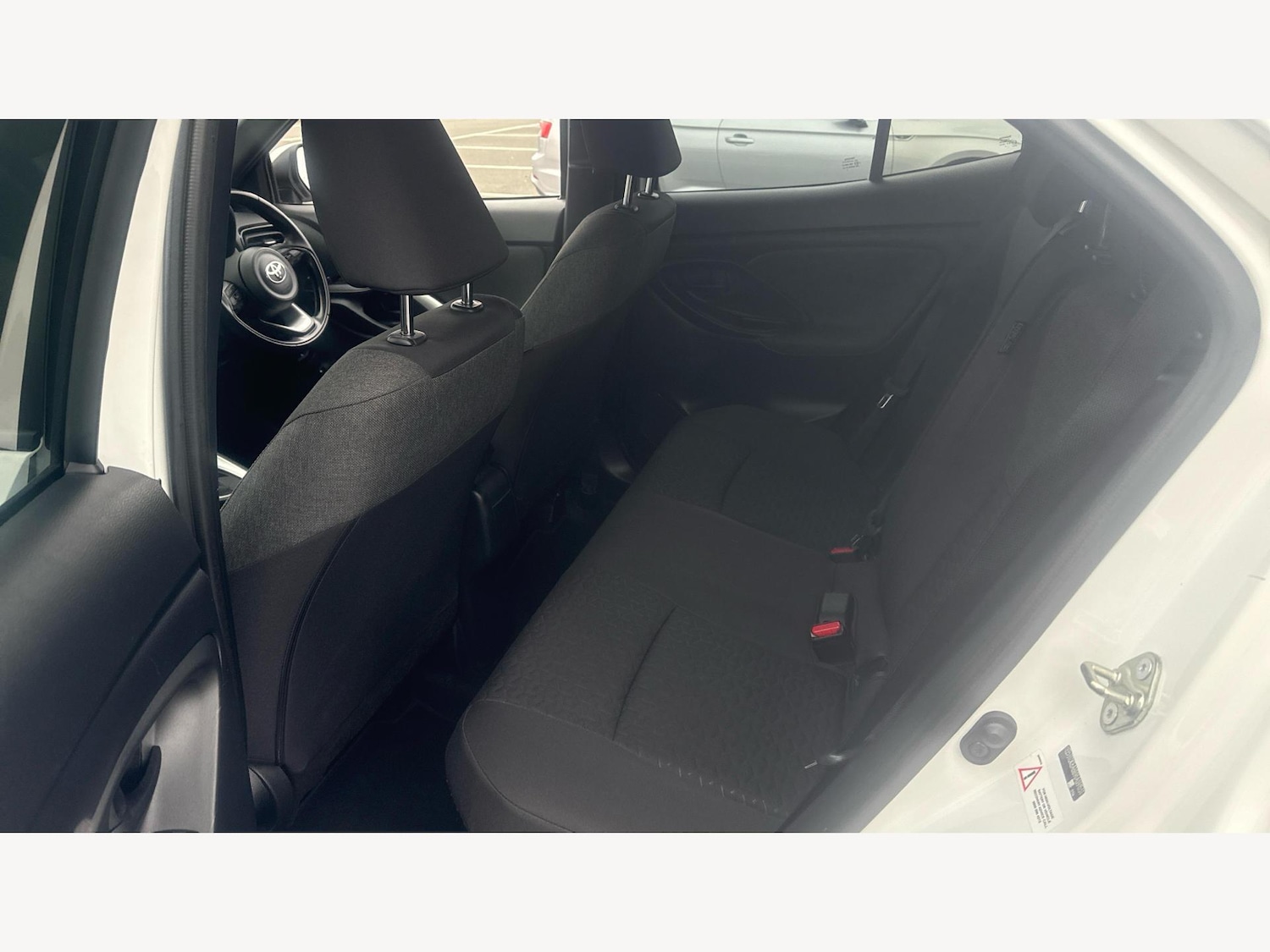 Used Toyota Yaris Cross 2022 for sale - 76399319: Photo 15