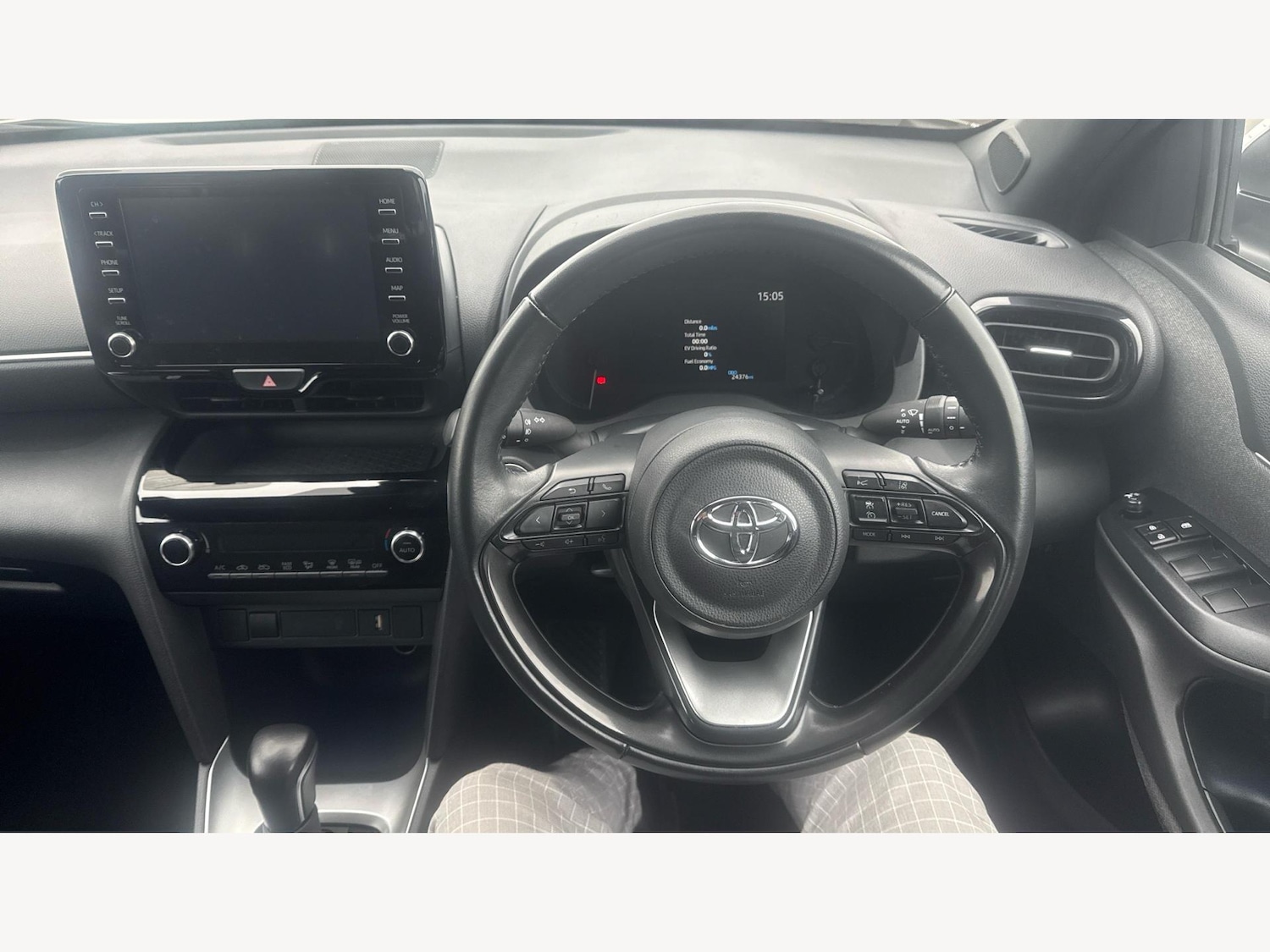 Used Toyota Yaris Cross 2022 for sale - 76399319: Photo 8