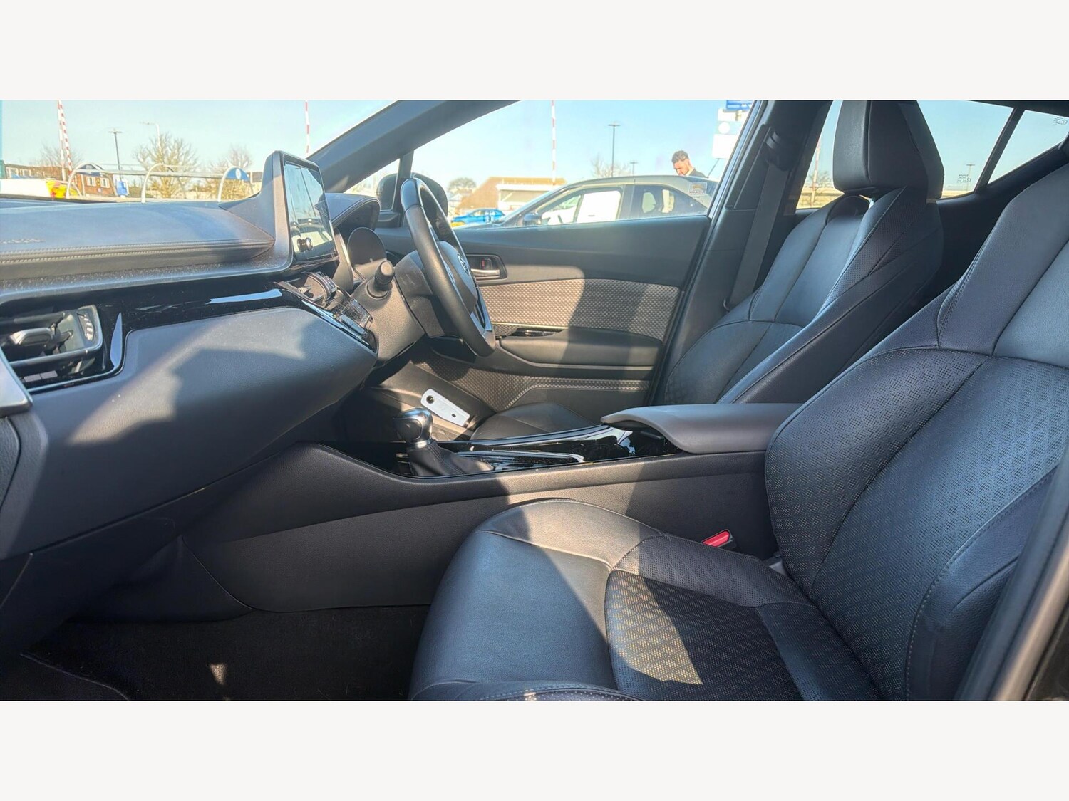 Used Toyota C-HR for sale - 77854157: Photo 12