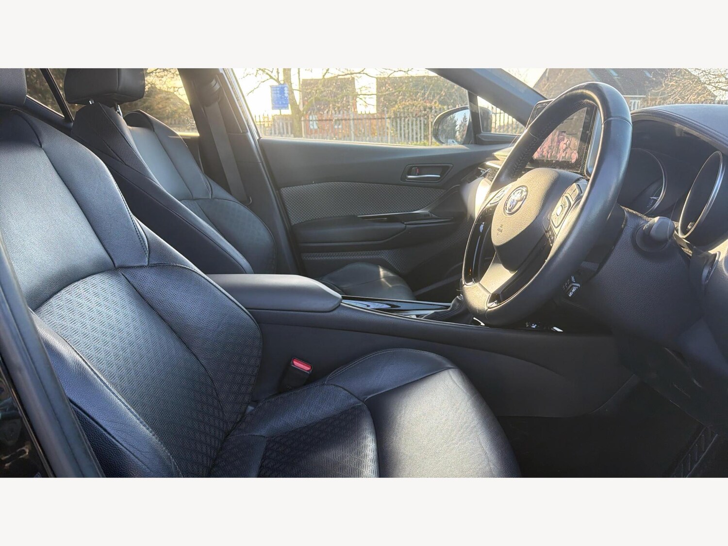 Used Toyota C-HR for sale - 77854157: Photo 13
