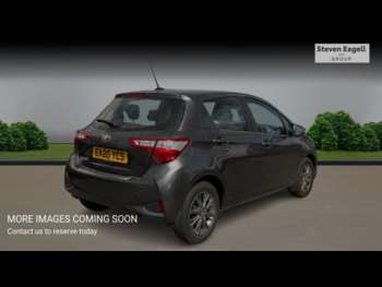 Used Toyota Yaris 2020 for sale - 74874779: Photo