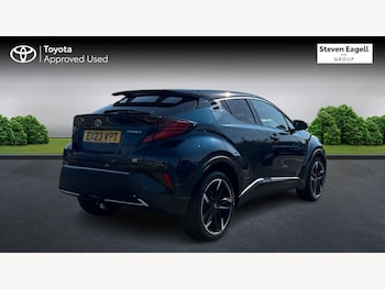 Used Toyota C-HR 2023 for sale - 79471664: Photo