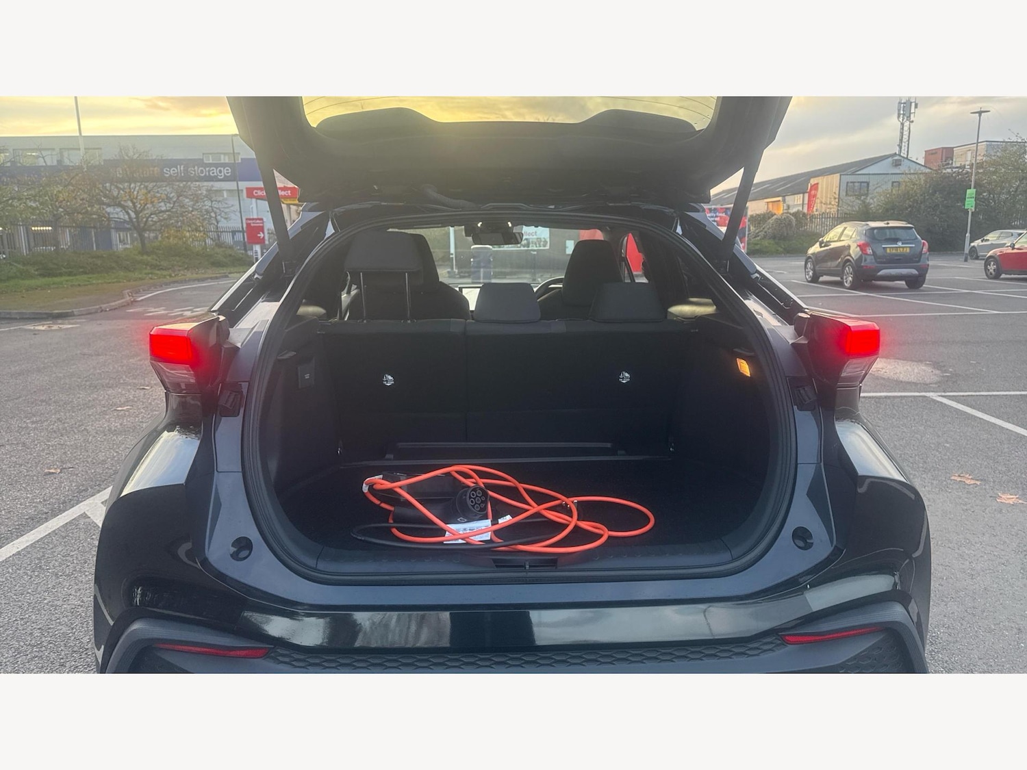 Used Toyota C-HR 2024 for sale - 76632914: Photo 16