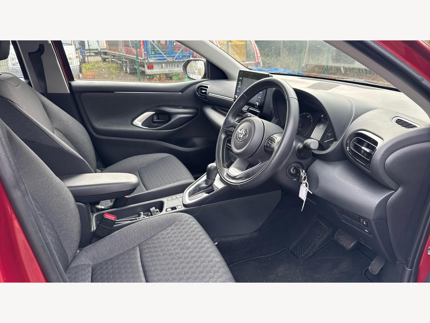 Used Toyota Yaris 2020 for sale - 76348876: Photo 13
