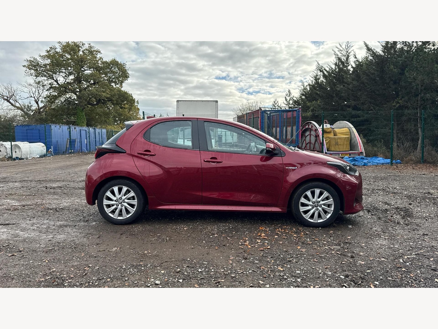 Used Toyota Yaris 2020 for sale - 76348876: Photo 18