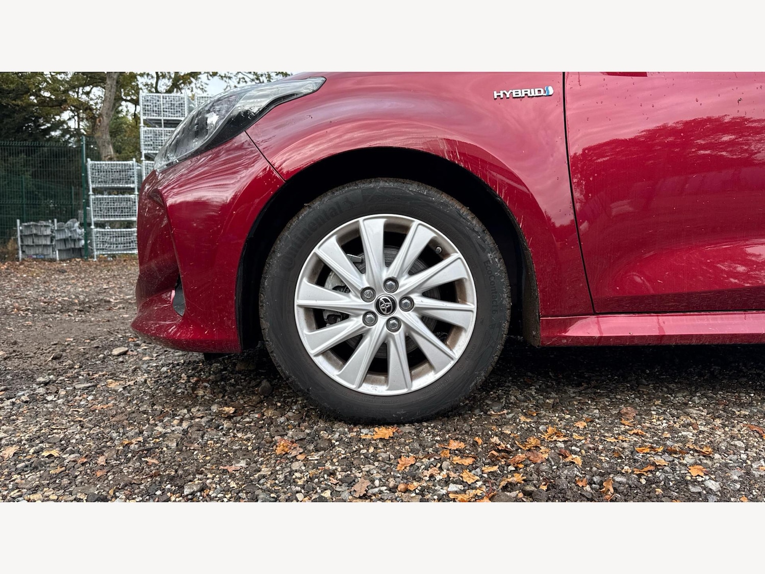 Used Toyota Yaris 2020 for sale - 76348876: Photo 20