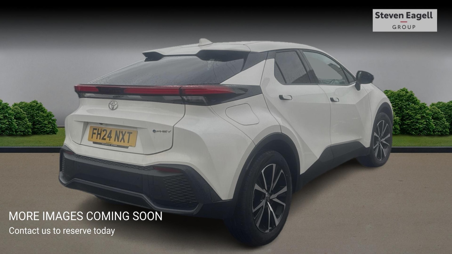 Used Toyota C-HR 2024 for sale - 76689986: Photo 4