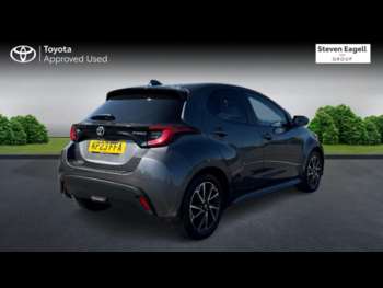 Used Toyota Yaris 2023 for sale - 74704954: Photo