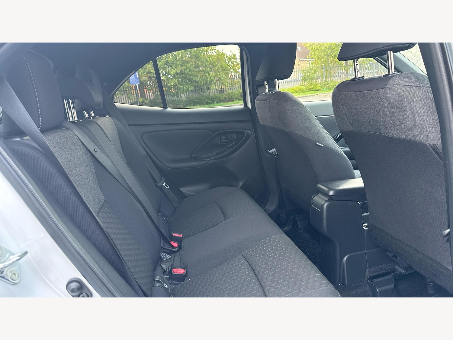 Used Toyota Yaris Cross 2024 for sale - 76521876: Photo 14