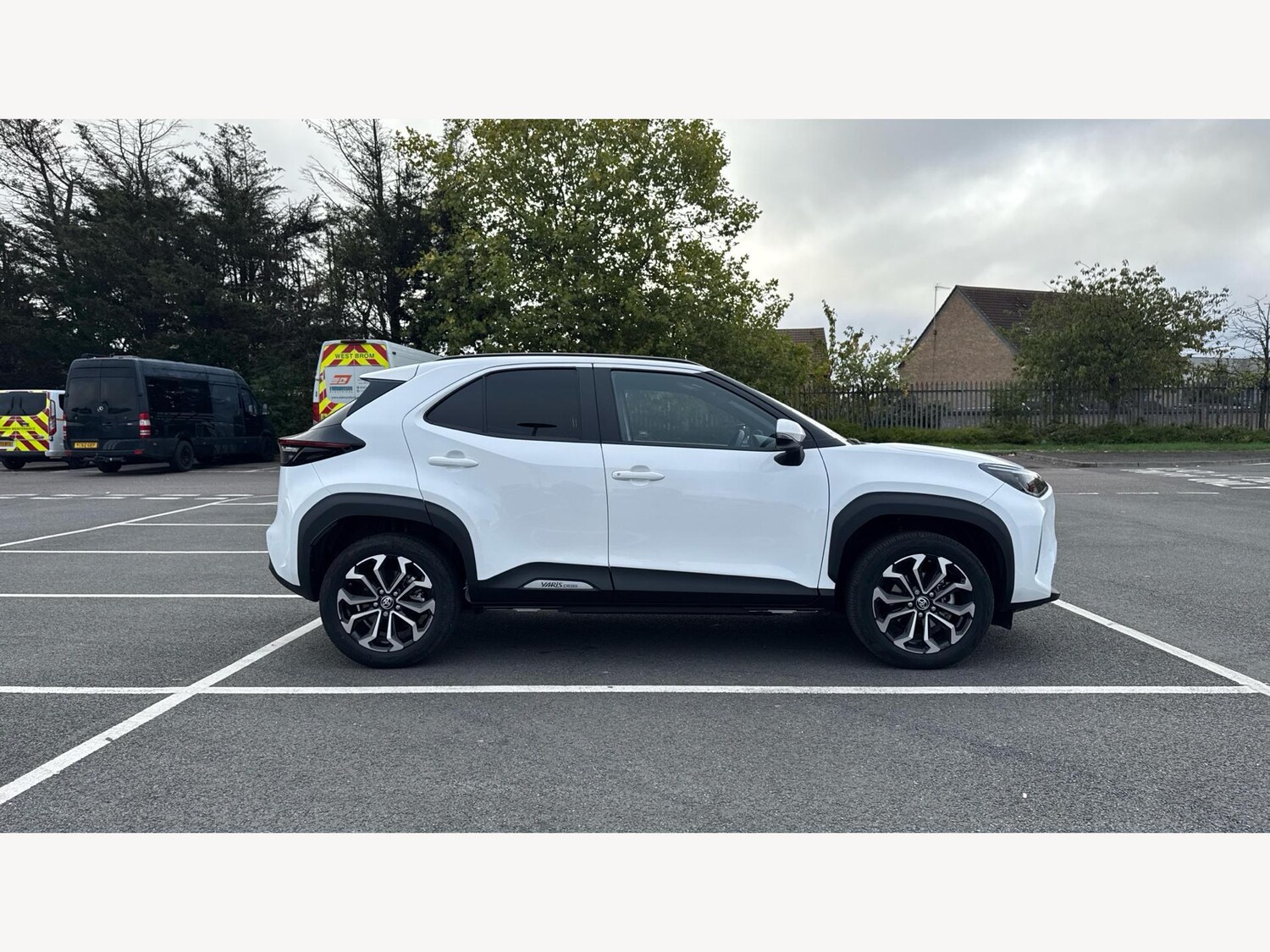 Used Toyota Yaris Cross 2024 for sale - 76521876: Photo 18