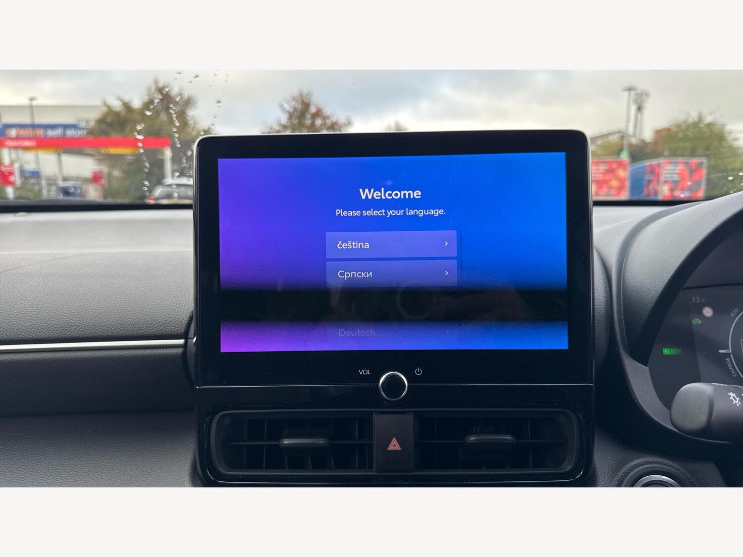 Used Toyota Yaris Cross 2024 for sale - 76521876: Photo 9