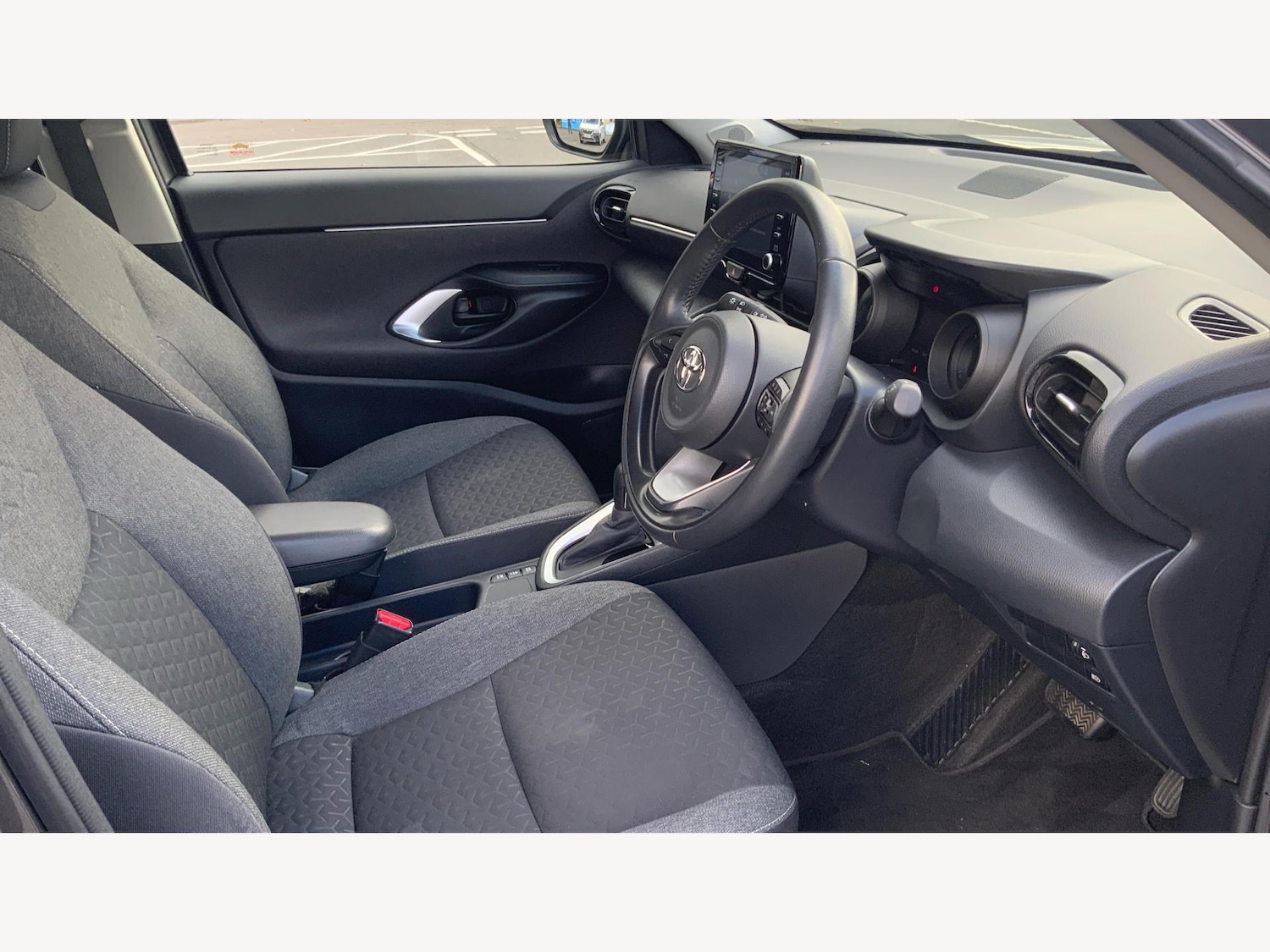 Used Toyota Yaris Cross 2023 for sale - 76361434: Photo 13