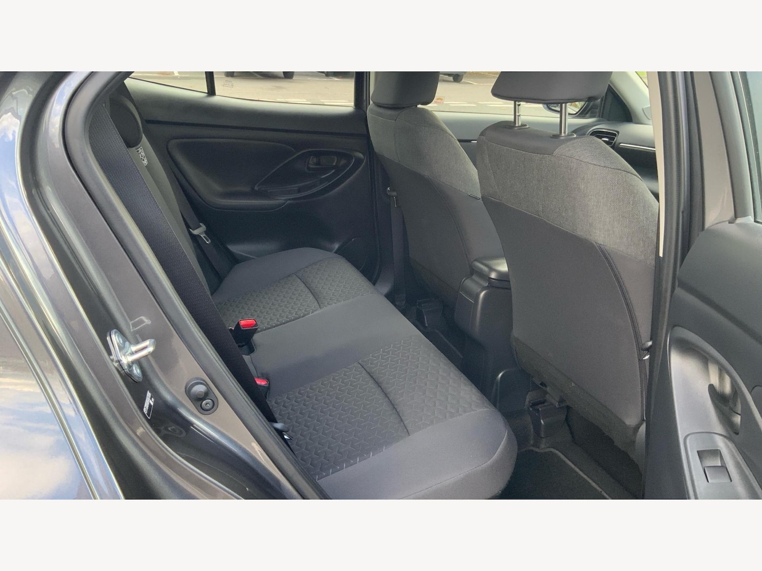 Used Toyota Yaris Cross 2023 for sale - 76361434: Photo 14