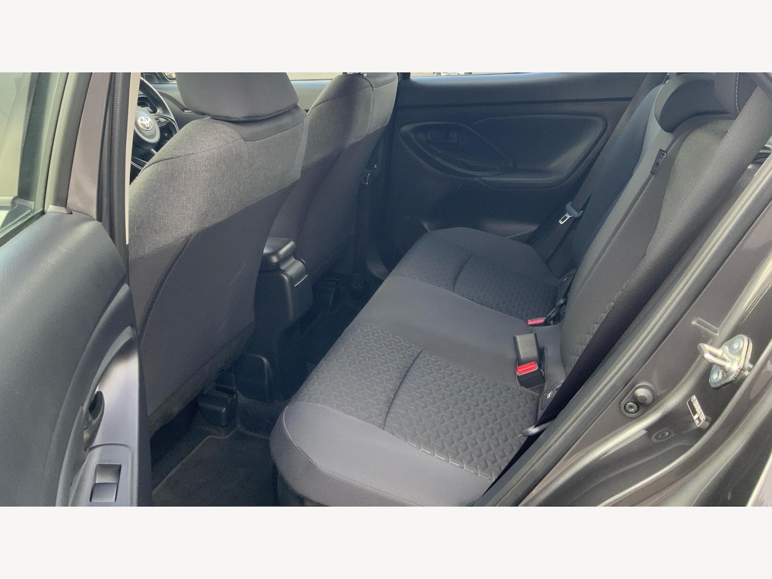 Used Toyota Yaris Cross 2023 for sale - 76361434: Photo 15