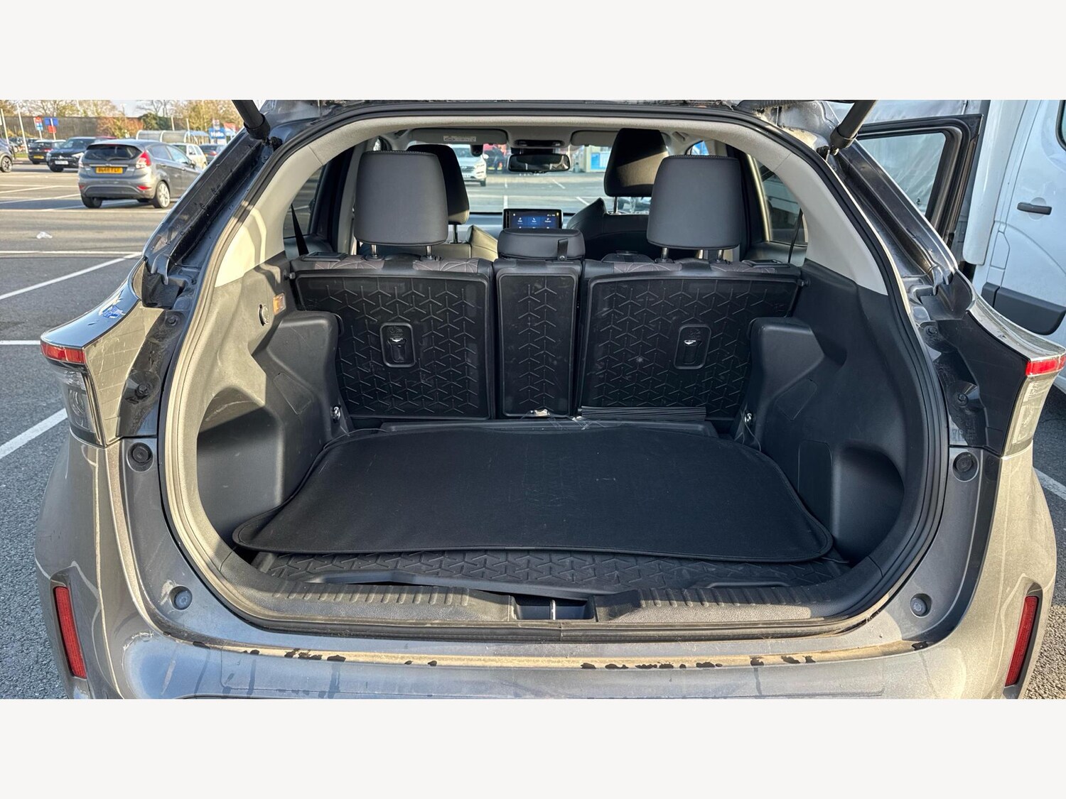 Used Toyota Yaris Cross 2022 for sale - 76666752: Photo 16