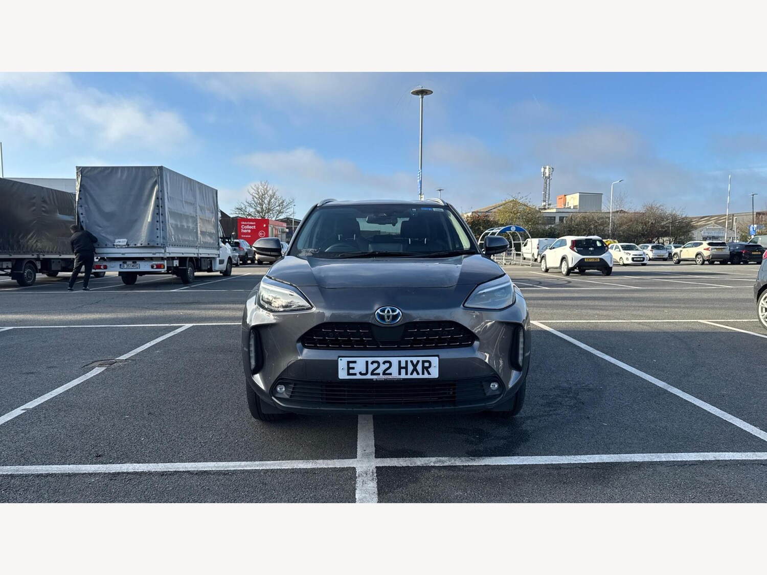 Used Toyota Yaris Cross 2022 for sale - 76666752: Photo 17