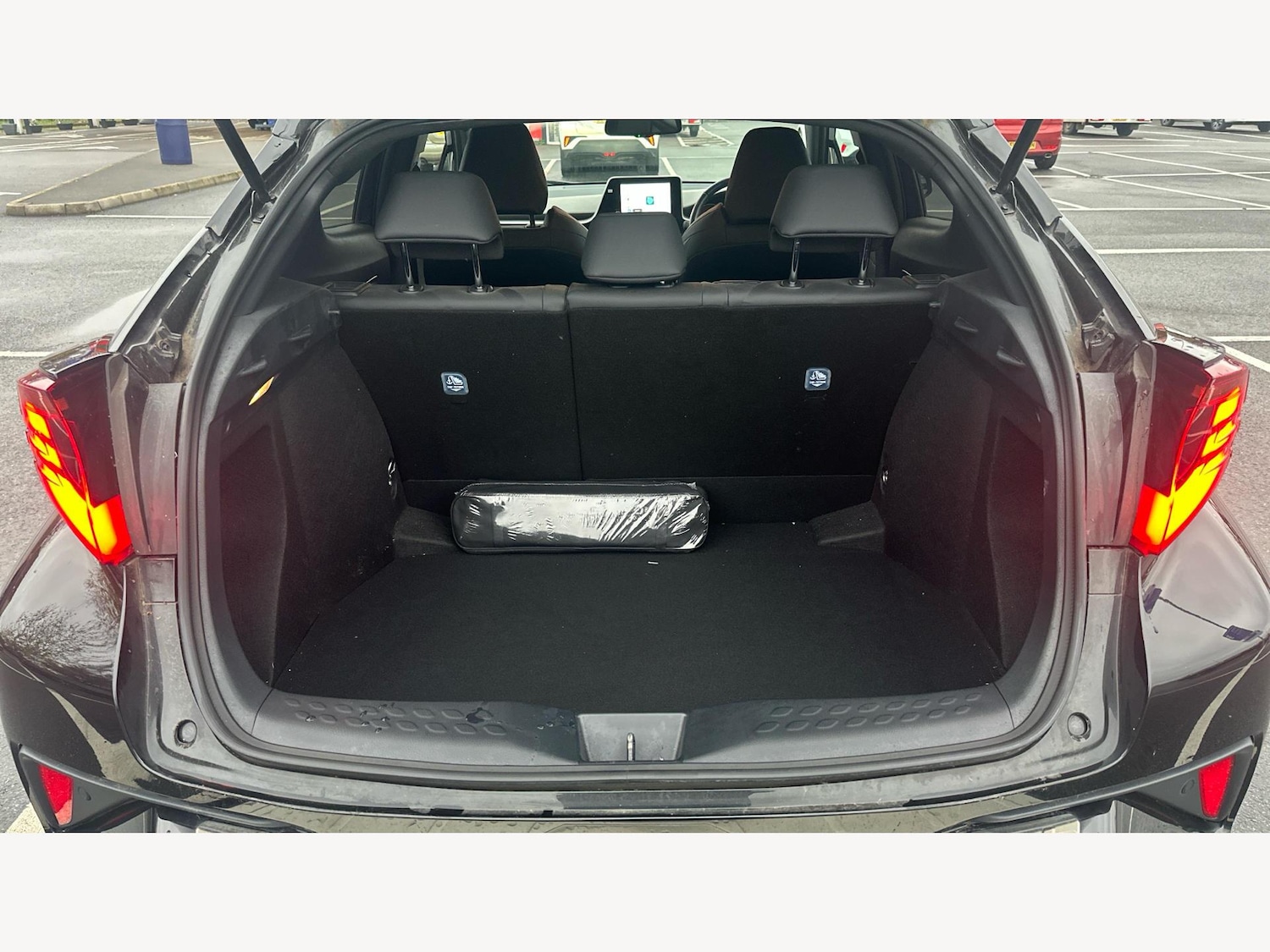 Used Toyota C-HR 2022 for sale - 76850524: Photo 16