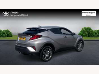 Used Toyota C-HR 2022 for sale - 74704900: Photo
