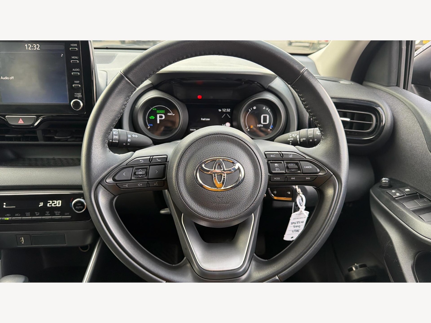 Used Toyota Yaris 2023 for sale - 76965244: Photo 10