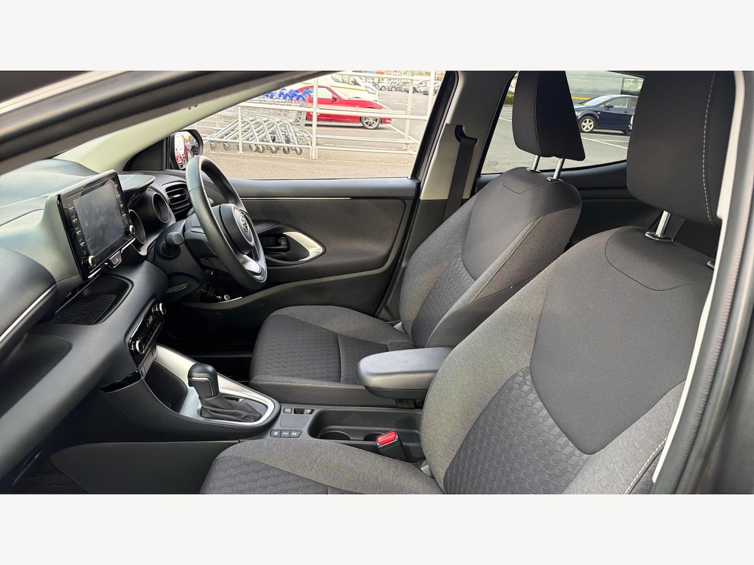 Used Toyota Yaris 2023 for sale - 76965244: Photo 12