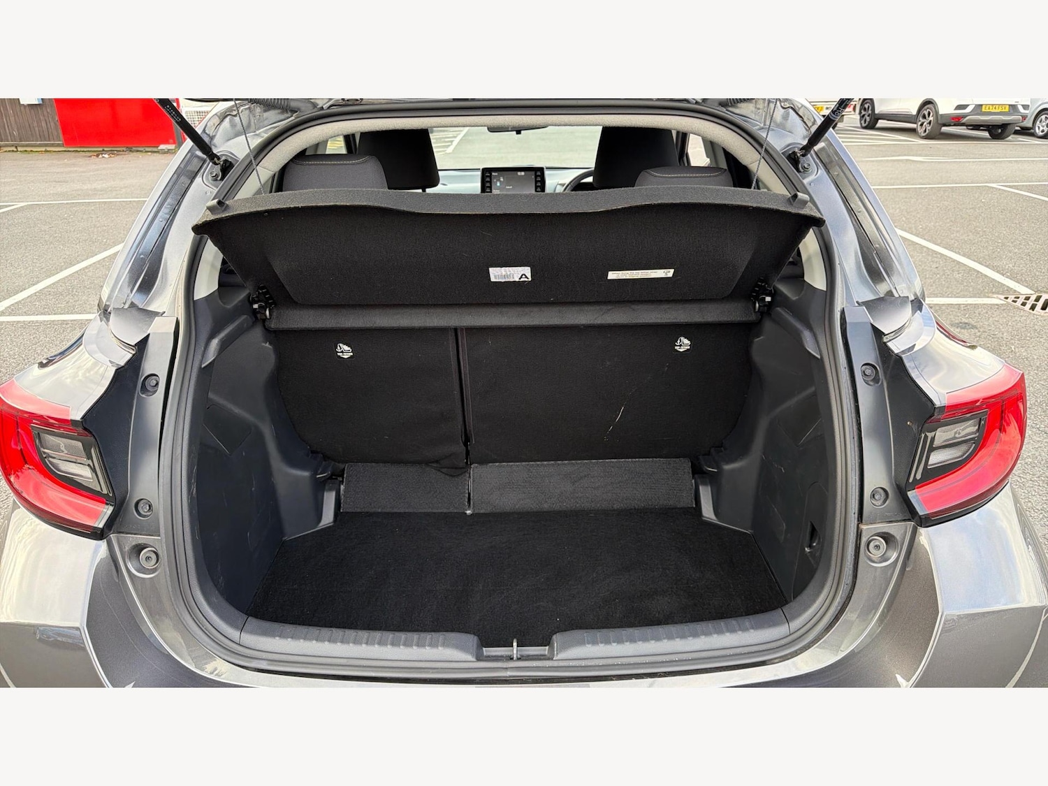 Used Toyota Yaris 2023 for sale - 76965244: Photo 16