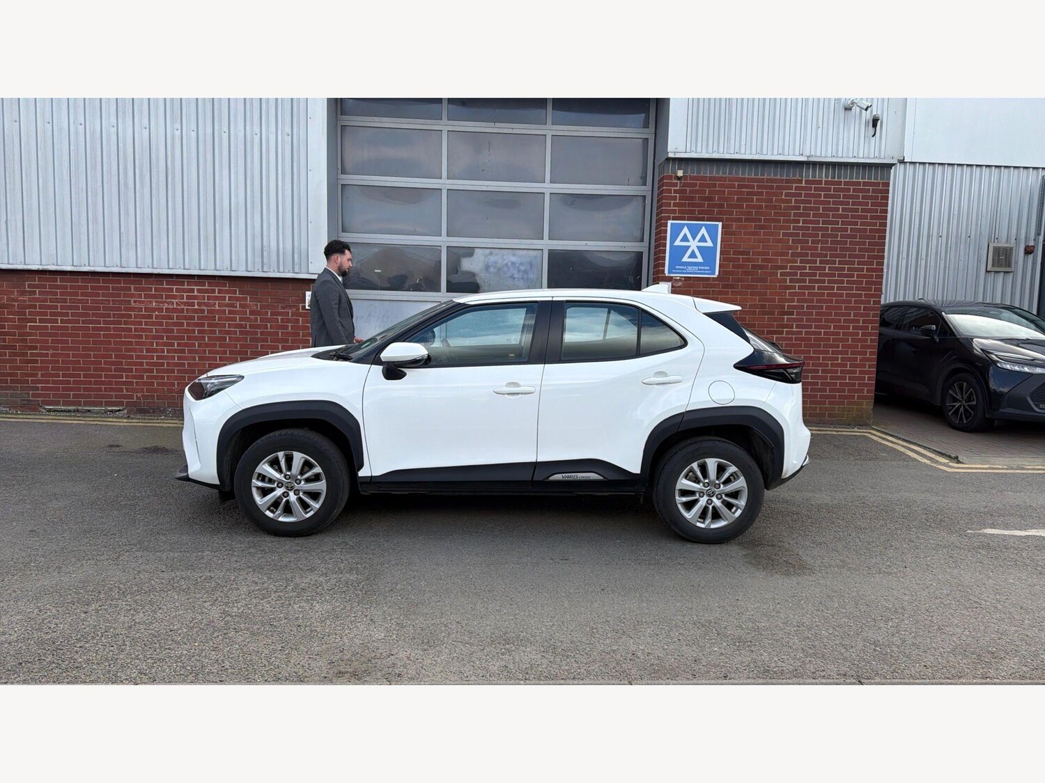 Used Toyota Yaris Cross 2023 for sale - 78007533: Photo 19