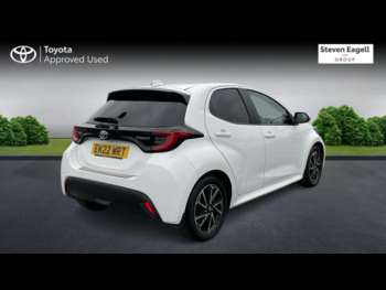 Used Toyota Yaris 2022 for sale - 74704836: Photo