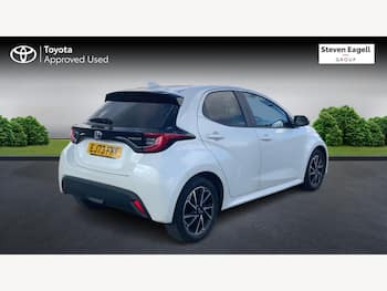 Used Toyota Yaris 2023 for sale - 79471443: Photo