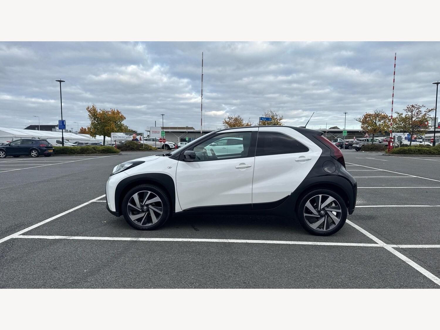 Used Toyota Aygo X 2023 for sale - 76296032: Photo 19
