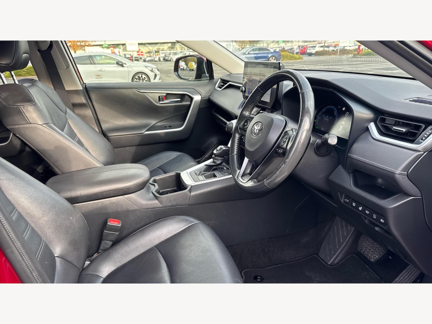 Used Toyota RAV4 2023 for sale - 76633136: Photo 13