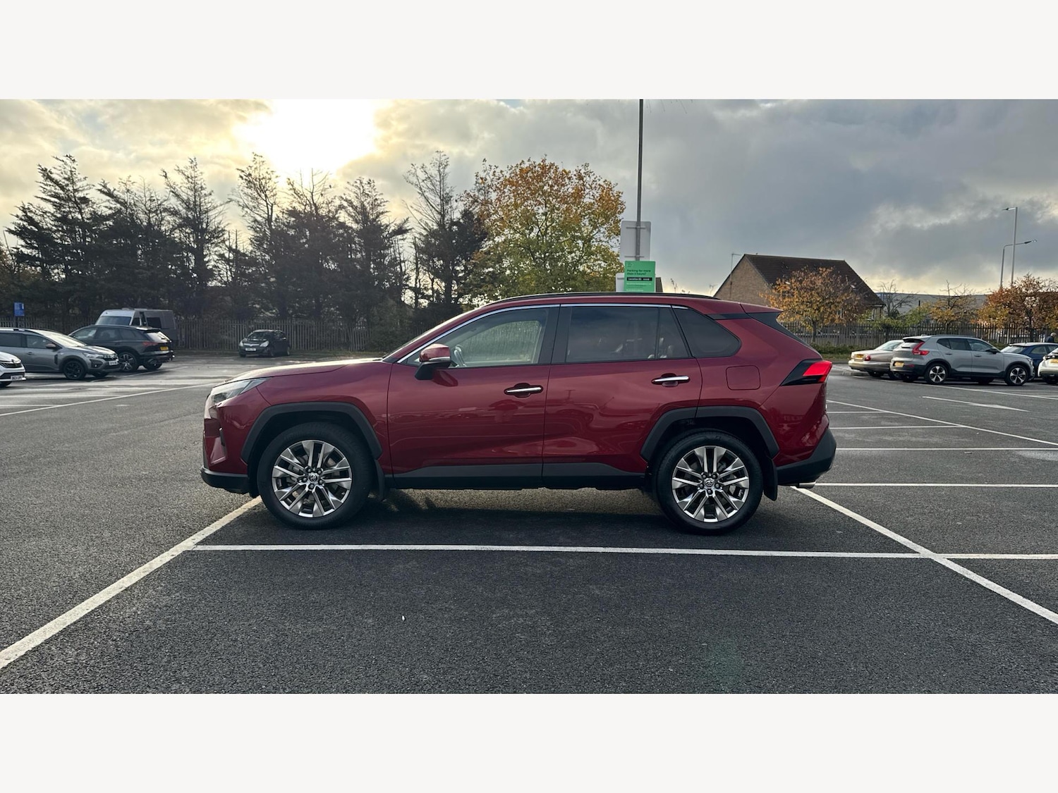 Used Toyota RAV4 2023 for sale - 76633136: Photo 19