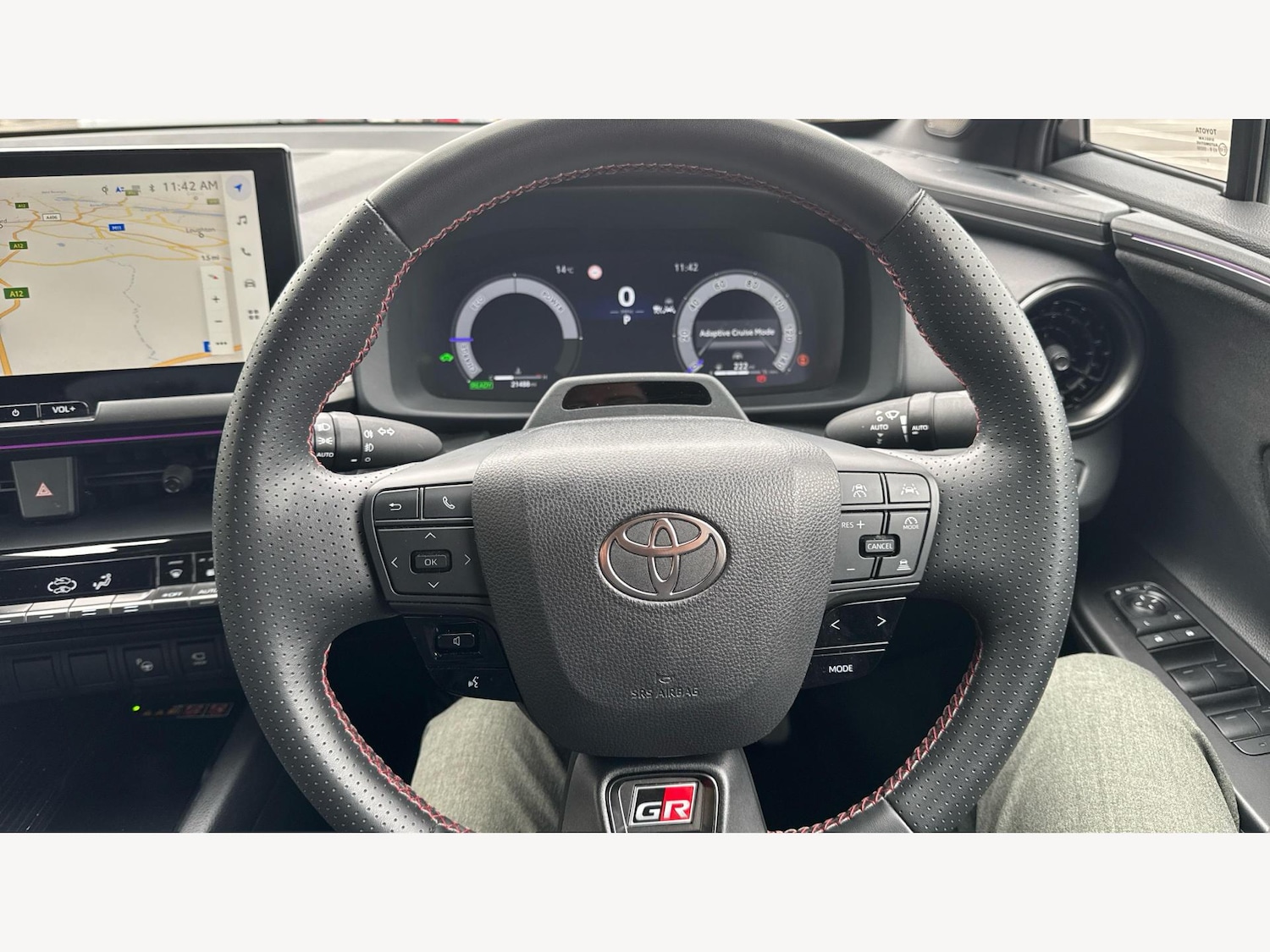 Used Toyota C-HR 2023 for sale - 76824202: Photo 10