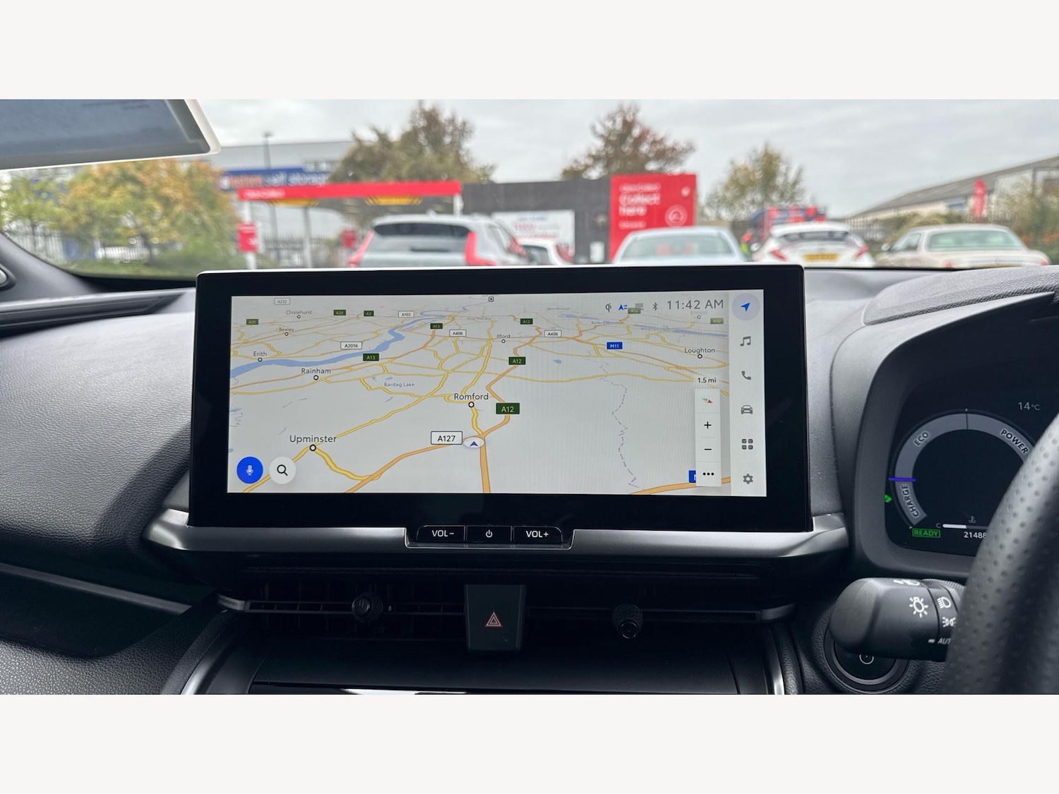 Used Toyota C-HR 2023 for sale - 76824202: Photo 9