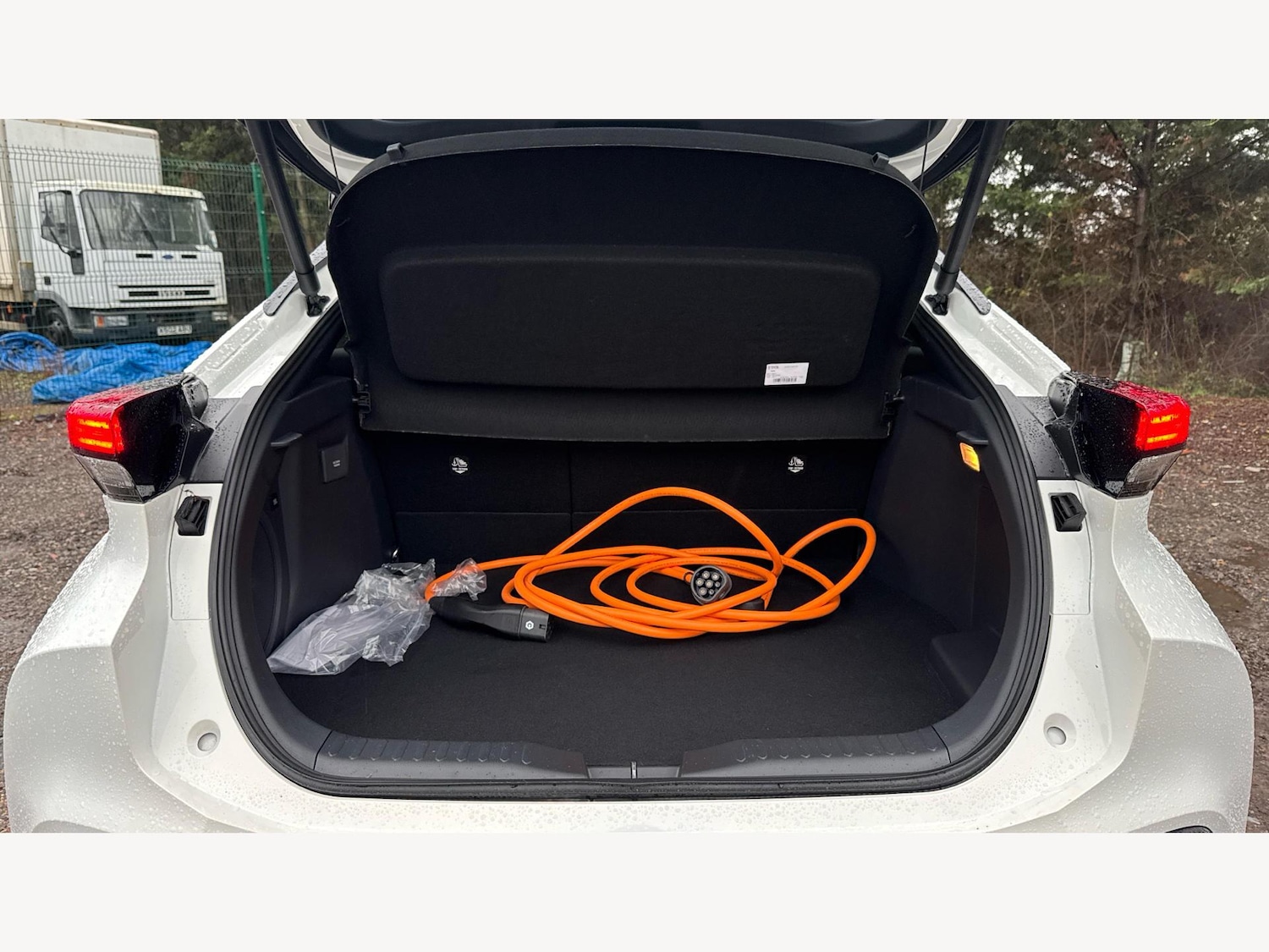 Used Toyota C-HR 2025 for sale - 77351805: Photo 16