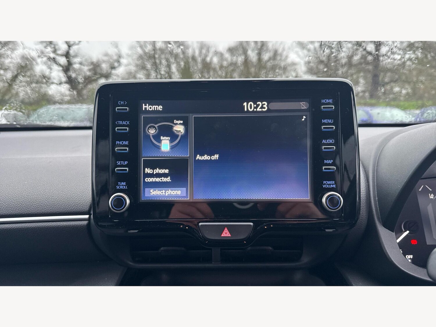 Used Toyota Yaris Cross 2023 for sale - 76361341: Photo 9