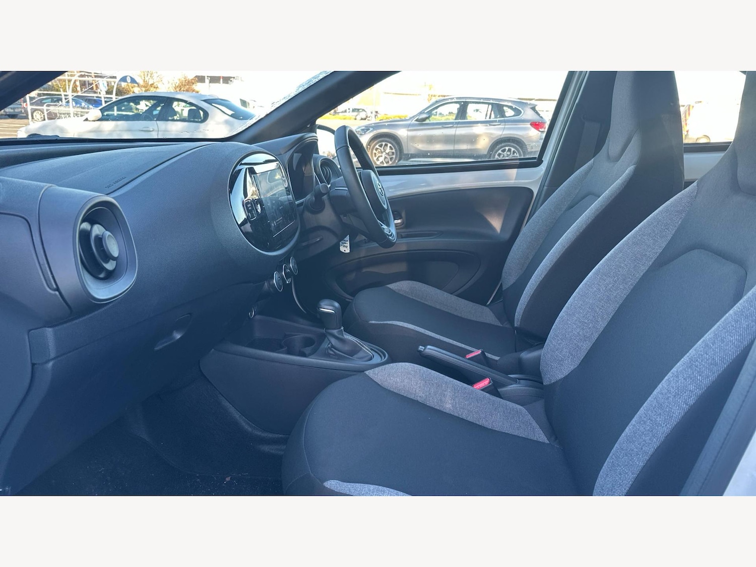 Used Toyota Aygo X 2024 for sale - 76850178: Photo 12