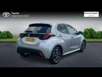 Used Toyota Yaris 2023 for sale - 74704742: Photo