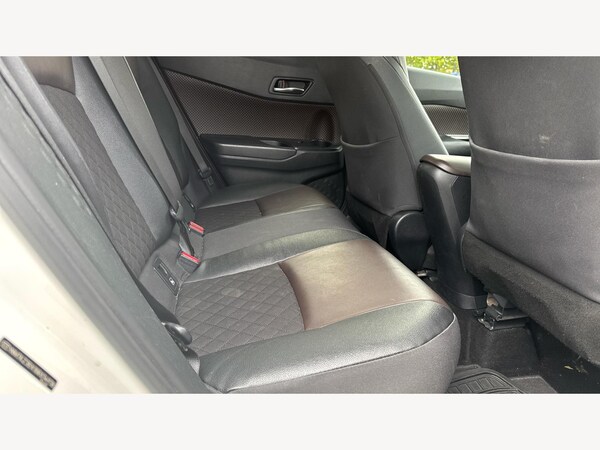 Used Toyota C-HR 2017 for sale - 76295115: Photo 14