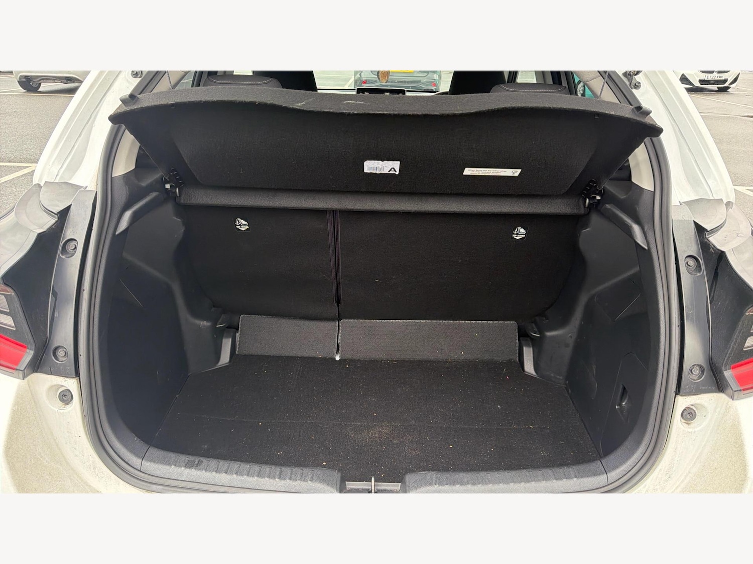 Used Toyota Yaris for sale - 77784784: Photo 17