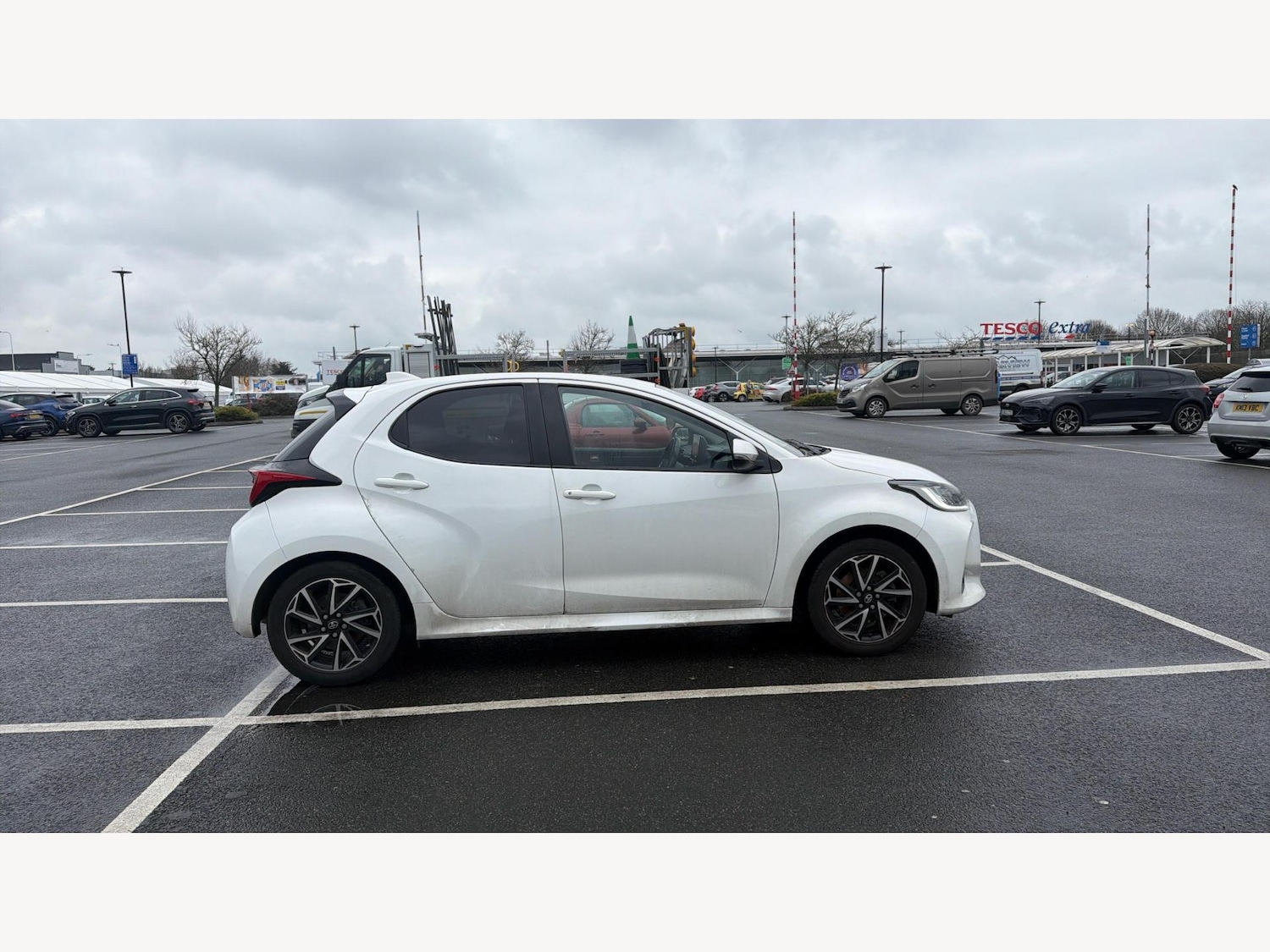 Used Toyota Yaris for sale - 77784784: Photo 19