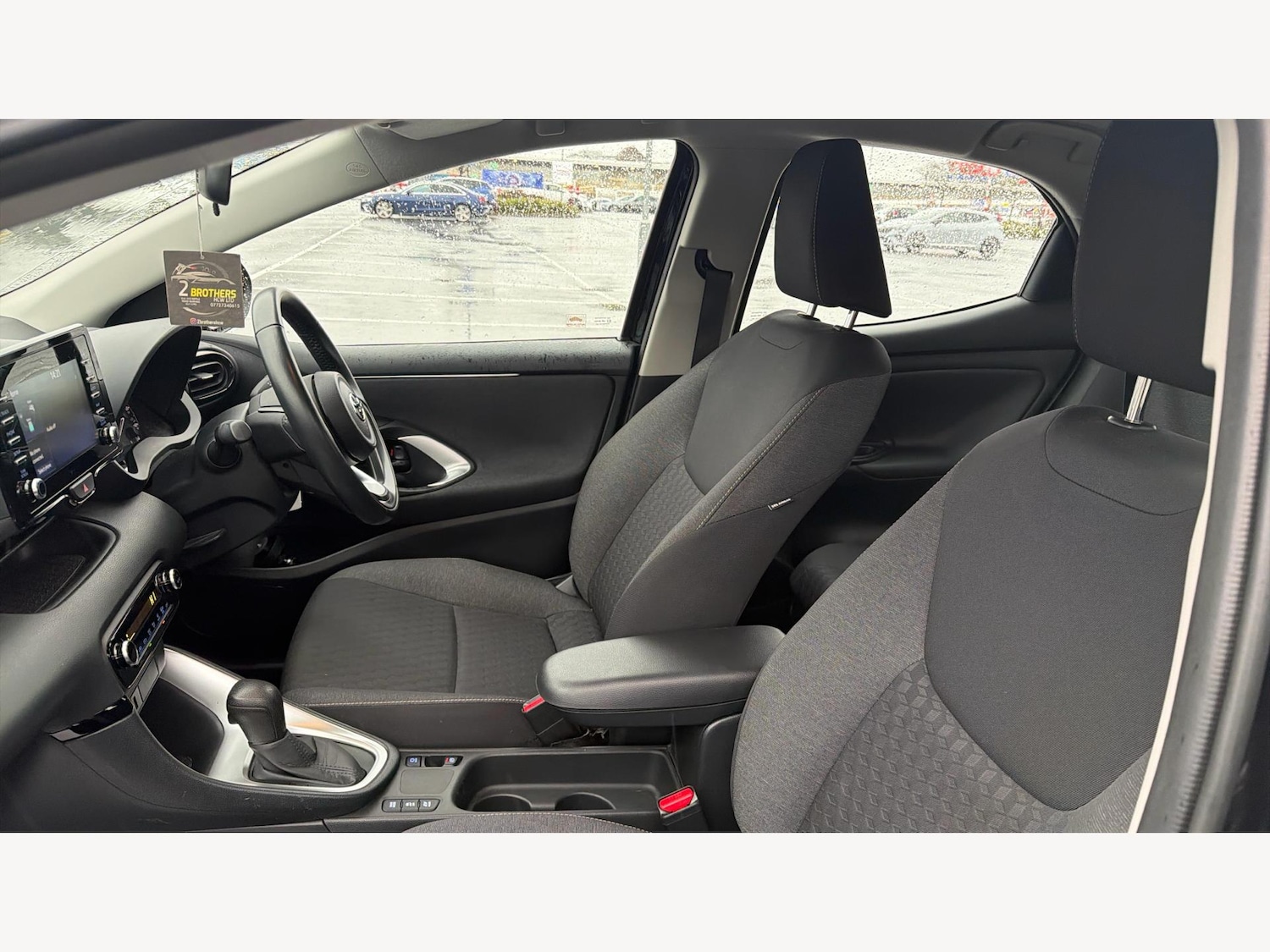 Used Toyota Yaris 2022 for sale - 77330972: Photo 12