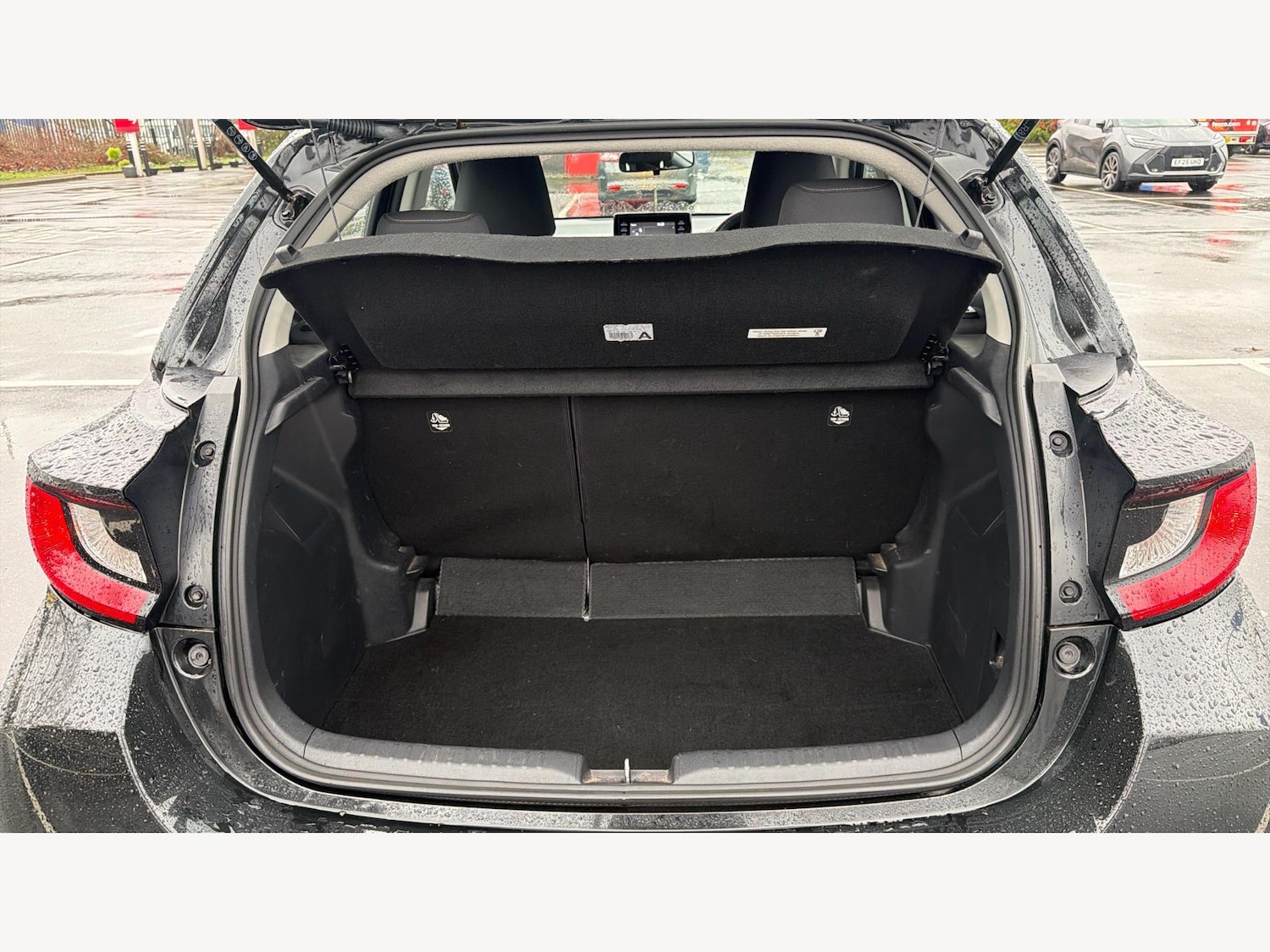 Used Toyota Yaris 2022 for sale - 77330972: Photo 16