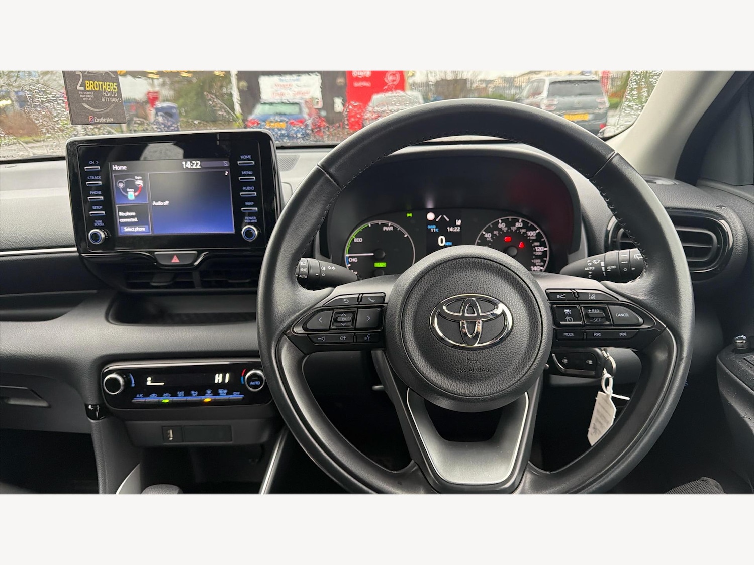 Used Toyota Yaris 2022 for sale - 77330972: Photo 8