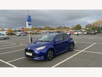 Used Toyota Yaris 2024 for sale - 76108749: Photo