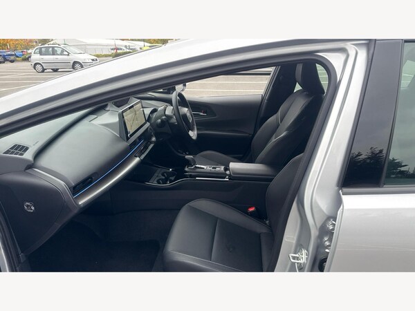 Used Toyota Prius 2025 for sale - 76109717: Photo 12
