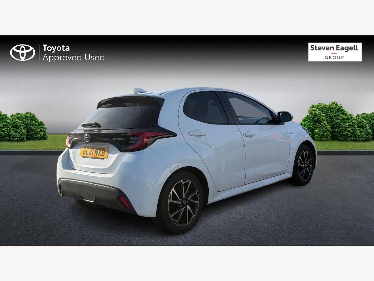 Used Toyota Yaris for sale - 77939801: Photo 2