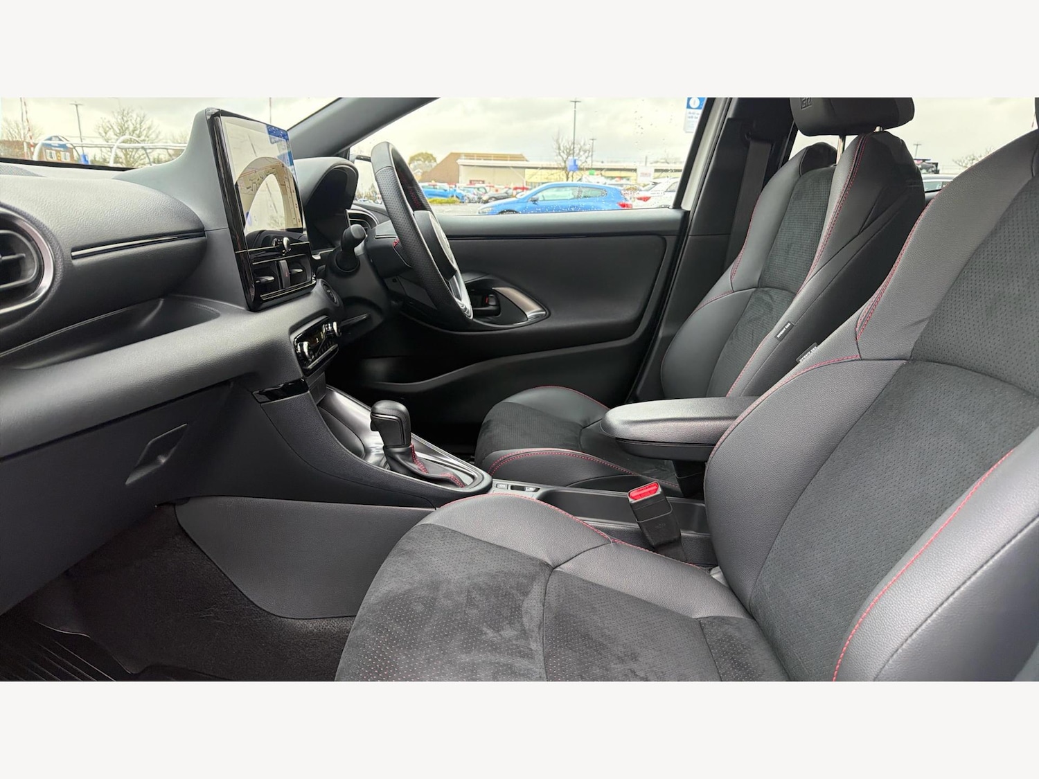 Used Toyota Yaris 2025 for sale - 76856040: Photo 12