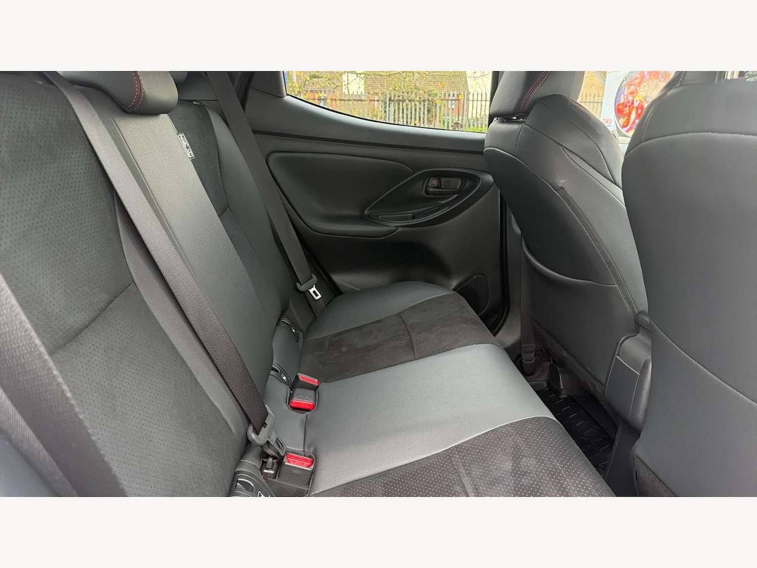 Used Toyota Yaris 2025 for sale - 76856040: Photo 14