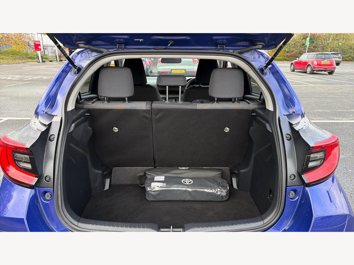 Used Toyota Yaris 2024 for sale - 76521550: Photo 16